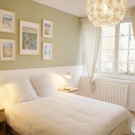 T2 avec verrière situé en hyper centre avec wifi, Netflix, linge, draps, savons et serviettes fournis Cognac Extérieur photo