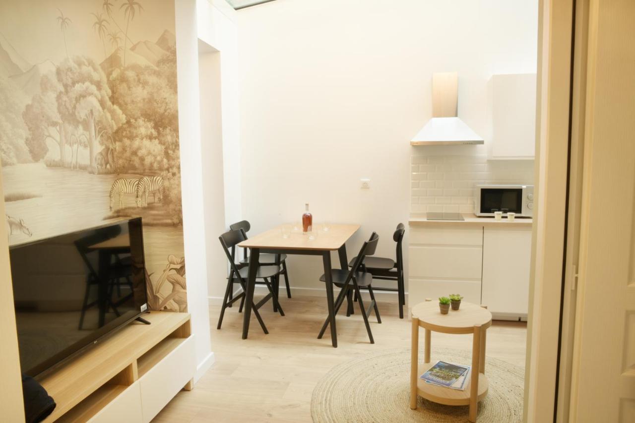 T2 avec verrière situé en hyper centre avec wifi, Netflix, linge, draps, savons et serviettes fournis Cognac Extérieur photo