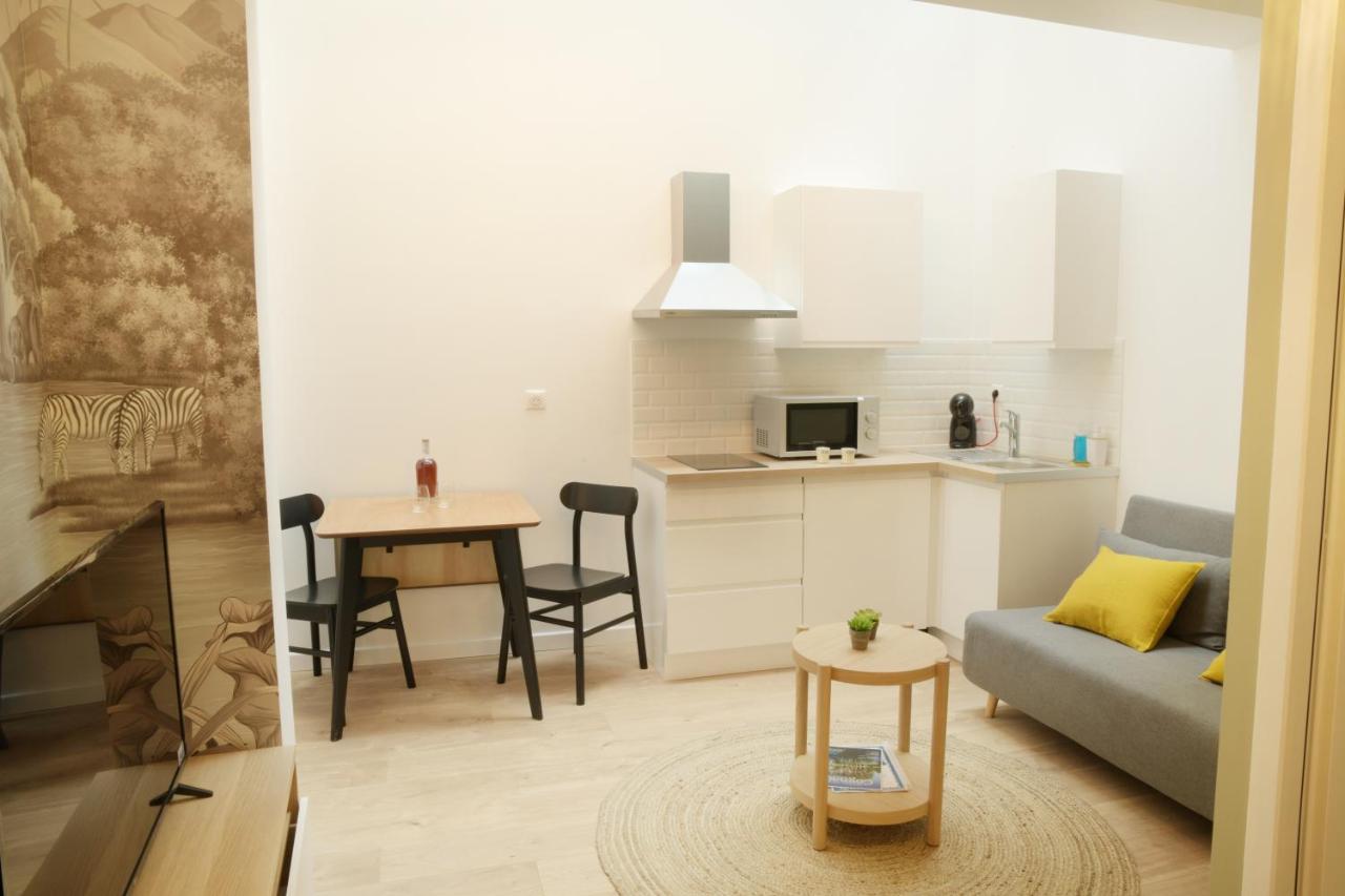 T2 avec verrière situé en hyper centre avec wifi, Netflix, linge, draps, savons et serviettes fournis Cognac Extérieur photo